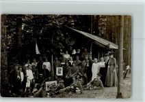 W8940 Memmingen Sehr schöne Aufnahme Fotokarte - Regiment Nr. 15 mit Frauen an einer Waldhütte Privatfoto (Militär)