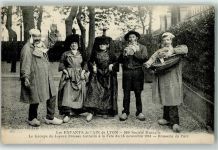 69000 Lyon - les Enfants de l`Ain de Lyon Societe Mutuelle le Groupe du Joyeux Bressan Cathelin a la Fete Brasserie du Parc Tracht Klarinette