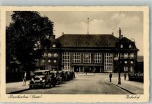 66538 W6680 Neunkirchen , Saar Foto AK Bahnhof Auto