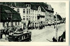 Libau Liepaja Foto AK Straßenbahn Straße Geschäft