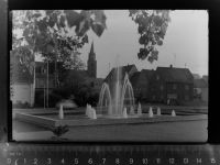 92318 W8430 Neumarkt , Oberpf GLASNEGATIV Springbrunnen