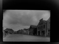 26427 W2943 Esens GLASNEGATIV Am Markt