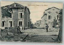55300 Saint-Mihiel Foto AK WK I zerschossene Höuser Uniform