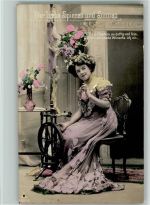 Glamour Frau am Spinnrad - Serie Der Liebe Spinnen und Sinnen 1910 Mode Spinnerei Foto AK