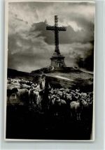 Schäfer mit Schafherde Kreuz Schaf