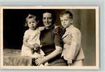 Mutter und Kinder, Teddy AK Teddy 1938 Foto AK