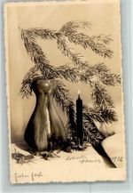 Blumenvase mit Tannenzweig, Maikäfer AK Maikäfer 1932 Foto AK