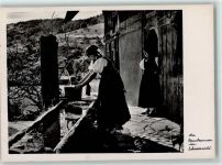 Nicolai Karte - Wasser vom Brunnen holen Foto AK Volksleben Schwarzwald