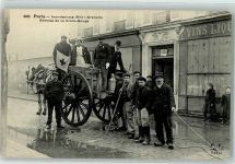 Paris Inondations 1910 Grenelle Service de la Croix-Rouge Kutsche Krankenschwester Rotes Kreuz
