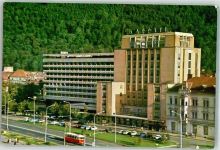 Kronstadt Brasov 1958 Foto AK Hotel Carpati om Auto