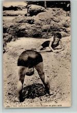 Berck Plage - Frauen im Badeanzug, den Po zustrecken ca 1918 AK Bademode