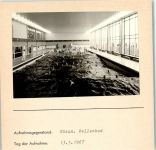 25761 W2242 Büsum FOTO KEINE AK Wellenbad Innenaufnahme Foto montiert auf Karton