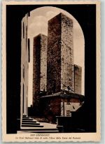 53037 San Gimignano - Le Torri Salvucci viste di sotto I Arco della Torre del Podesta