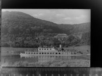 37688 W3472 Beverungen GLASNEGATIV Haus Waldfrieden, Schiff "Lachs"