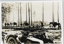 Wehrmacht Schienenkrad , Foto , Klebreste Motorrad