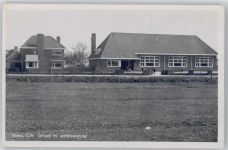 9051 Stiens Gebrauchsspuren Schule