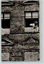 W1000 Berlin Mitte Zugemauerte Fenster in der Bernauer Straße Grenze FOTO KEINE AK