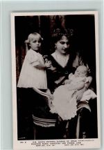 Rotary Foto Serie 281 Z - Foto Franzen - Queen mit ihren Kindern Adel Spanien Foto AK