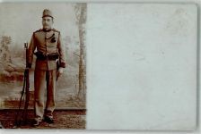 Kompagnietroddel Patronengürtel Gewehr Uniform WK I Foto AK