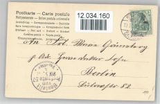 Serie Nr. 686 - Die Mutter schläft das Strickzeug in der Hand, die Liebenden küssen sich Stricken 1903