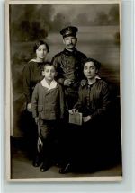 Familienfoto - Kind mit einem Tennisschläger ca 1918 Foto AK Tennis
