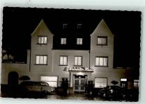 56867 W5589 Briedel Foto AK Hotel Pension Briedeler Haus Autos Mosel Nacht Beleuchtung