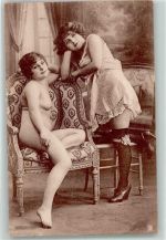 Nude und Frau mit Strumpfband in Unterwäsche Lagache Paris Serie 6 FKK