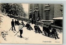 99894 O5804 Friedrichroda 1907 Foto AK Rodelpartie Skiläufer Winter