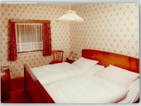 27624 W2852 Ankelohe FOTO KEINE AK Gasthaus Innenaufnahme Doppelzimmer