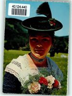 Zwei Karten Bayerische Tracht mit kl. Fehlern Trachten Bayern