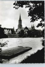 89073 W7900 Ulm , Donau - Floss am Ufer