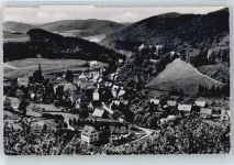 57368 W5940 Bilstein , Westf - Gesamtansicht mit Kirche