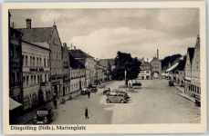 84130 W8312 Dingolfing - Marienplatz