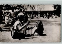 Scenes et Typen - Dresseur de singe - Straßengaukler mit dressiertem Affen Asiat.Volkstyp