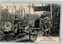 Tonkin Tongking - Conducteur de brouette passant sous la porte de son village