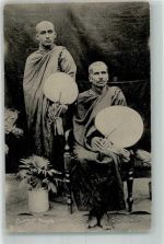 Colombo Foto AK Tracht Buddhist Priests Tuck und Sons Ort lt. Verlag