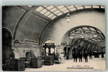 57000 Metz 1917 Foto AK Bahnhof innen Bahnhofshalle