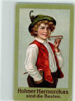 W7218 Trossingen Junge in Tracht mit Hohner Mundharmonika Werbe AK Ort lt. Recherche Musikinstrument Gebrauchsspuren