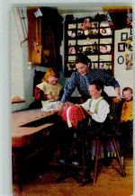 Frau Kinder Spitze (Klöppeln)