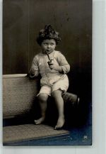 Kleines Kind mit Pfeife Nr. 2041/3 Rotophot 1909