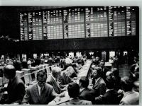 W6000 Frankfurt am Main Inneres der Frankfurter Wertpapierbörse Börse Foto AK