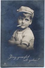 Rauchender Junge Zigarette um 1920