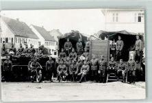 71229 W7250 Leonberg , Württ Privatfoto AK Soldaten Ort handschriftlich