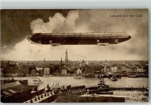 W2300 Kiel , Ostsee Flugwoche Luftschiff Zeppelin über der Stadt AK Flugtag