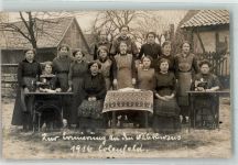 31515 W3050 Wunstorf Foto AK Nähmaschinen Nähkurs Gruppenfoto 1916 Frauen Ort lt. Fotograf