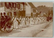 72458 W7470 Onstmettingen Privatfoto AK Festumzug Damen mit Schärpe Ort handschriftlich