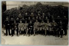 99706 O5400 Sondershausen , Thür Foto AK Hotel zur Tanne Gruppenphoto Regiment Ort lt. Fotograf