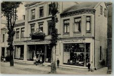 24589 W2353 Nortorf b Neumünster Privatfoto AK Geschäft J. Hadenfeldt Manufaktur Modewaren Konfektion Schuhe Ort handschriftlich