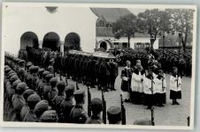 W8960 Kempten Allgäu Ehrenformation von Landsern und SA-Männern bei einem Trauerzug Ort lt. Fotograf Hauck Wehrmacht WK II 1934 Foto AK