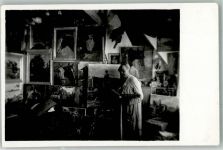 W8000 München Hans Leciejewski Kunstmaler im Atelier Staffelei